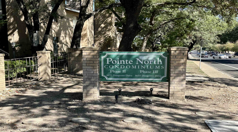 8633 Datapoint Dr, San Antonio, Texas 78229, 2 Bedrooms Bedrooms, 5 Rooms Rooms,2 BathroomsBathrooms,Residential,For Rent,8633 Datapoint Dr,20262732