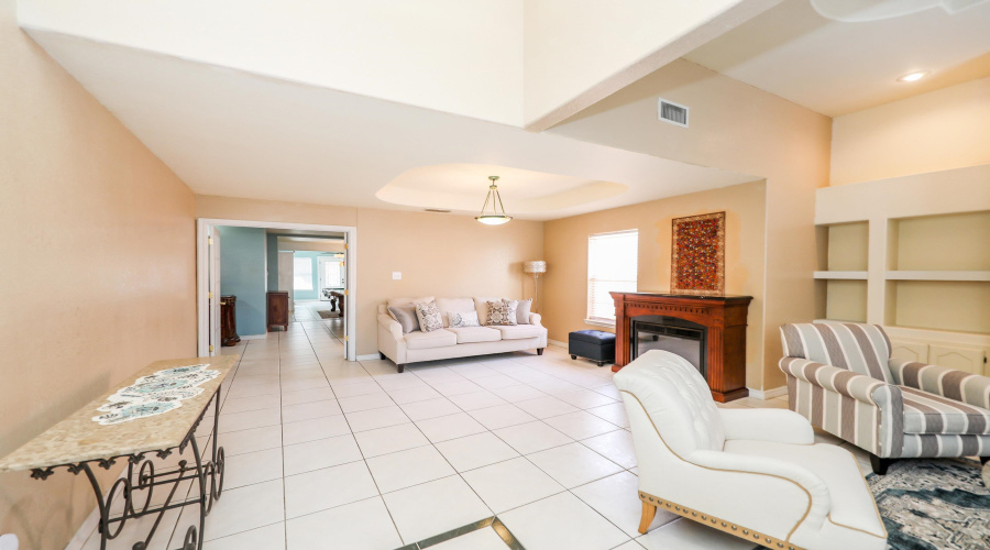 110 Lagos Ave, LAREDO, Texas 78045, 3 Bedrooms Bedrooms, 6 Rooms Rooms,2 BathroomsBathrooms,Residential,For Sale,110 Lagos Ave,20262733