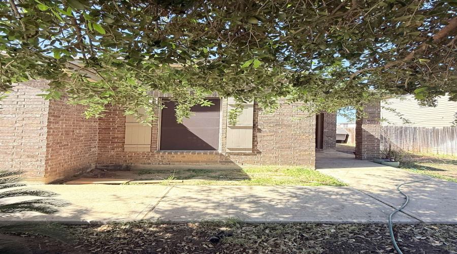 1618 Padre Island Ct, LAREDO, Texas 78045, 3 Bedrooms Bedrooms, 5 Rooms Rooms,2 BathroomsBathrooms,Residential,For Rent,1618 Padre Island Ct,20262735