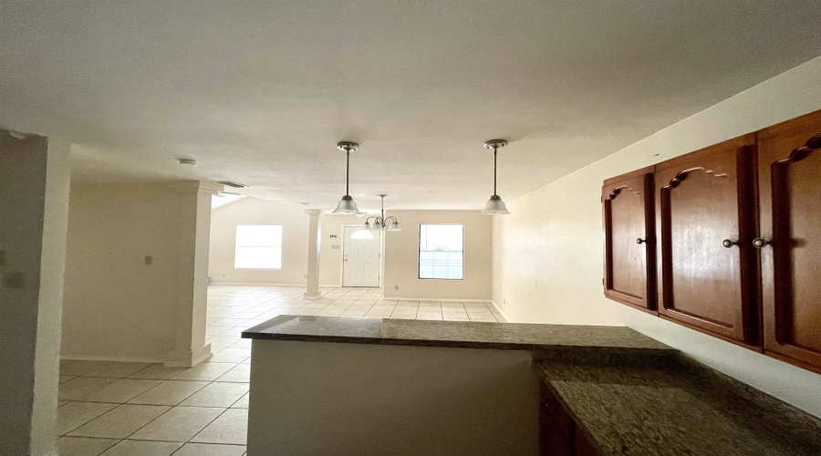 231 Malaga Dr, Laredo, Texas 78046, 3 Bedrooms Bedrooms, 5 Rooms Rooms,2 BathroomsBathrooms,Residential,For Rent,231 Malaga Dr,20262736