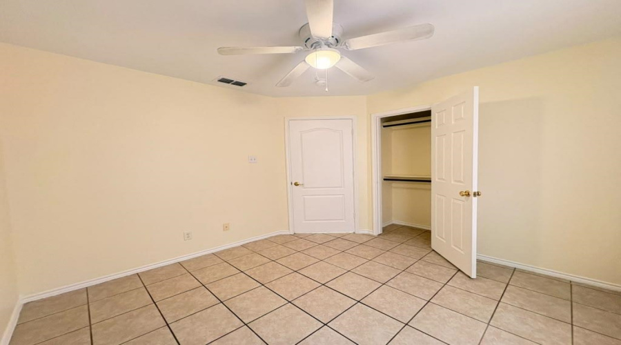 416 Prescott Lp, Laredo, Texas 78046, 3 Bedrooms Bedrooms, 4 Rooms Rooms,2 BathroomsBathrooms,Residential,For Rent,416 Prescott Lp,20262738