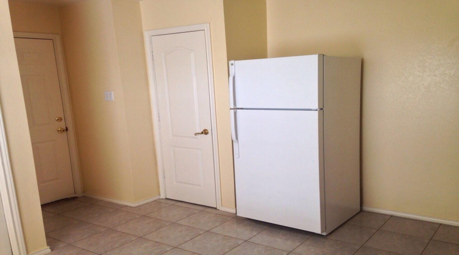 416 Prescott Lp, Laredo, Texas 78046, 3 Bedrooms Bedrooms, 4 Rooms Rooms,2 BathroomsBathrooms,Residential,For Rent,416 Prescott Lp,20262738
