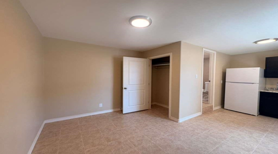 4018 San Agustin Ave, Laredo, Texas 78041, 1 Bedroom Bedrooms, 1 Room Rooms,1 BathroomBathrooms,Residential,For Rent,4018 San Agustin Ave,20262745
