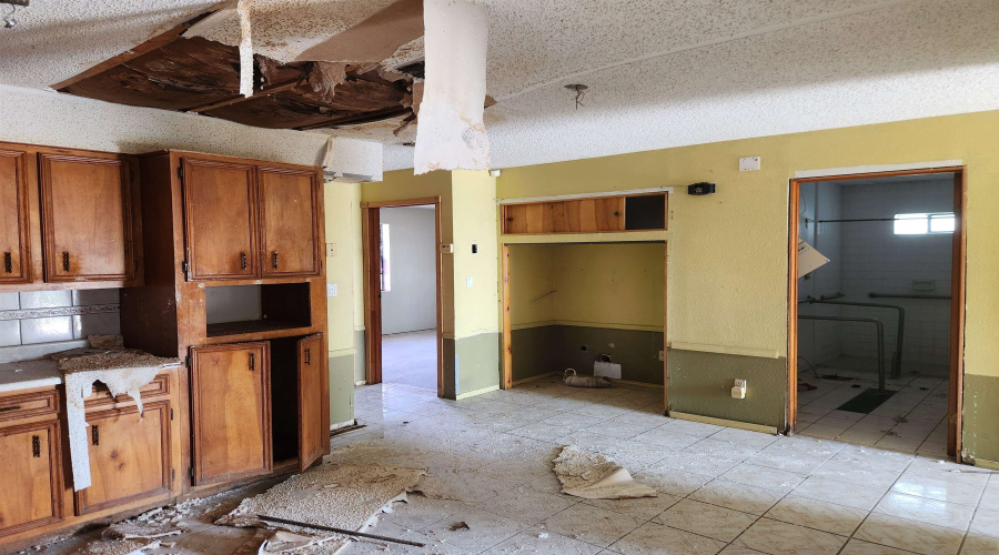 5404 Lopez Lane, Zapata, Texas 78076, 2 Bedrooms Bedrooms, 4 Rooms Rooms,2 BathroomsBathrooms,Residential,For Sale,5404 Lopez Lane,20262755