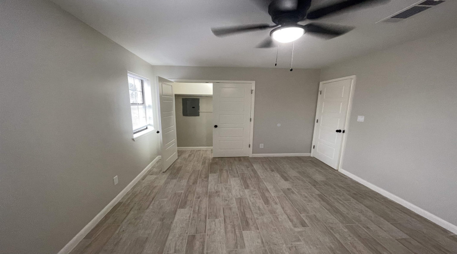 3001 E Price St, LAREDO, Texas 78043, 2 Bedrooms Bedrooms, 4 Rooms Rooms,1 BathroomBathrooms,Residential,For Rent,3001 E Price St,20262759