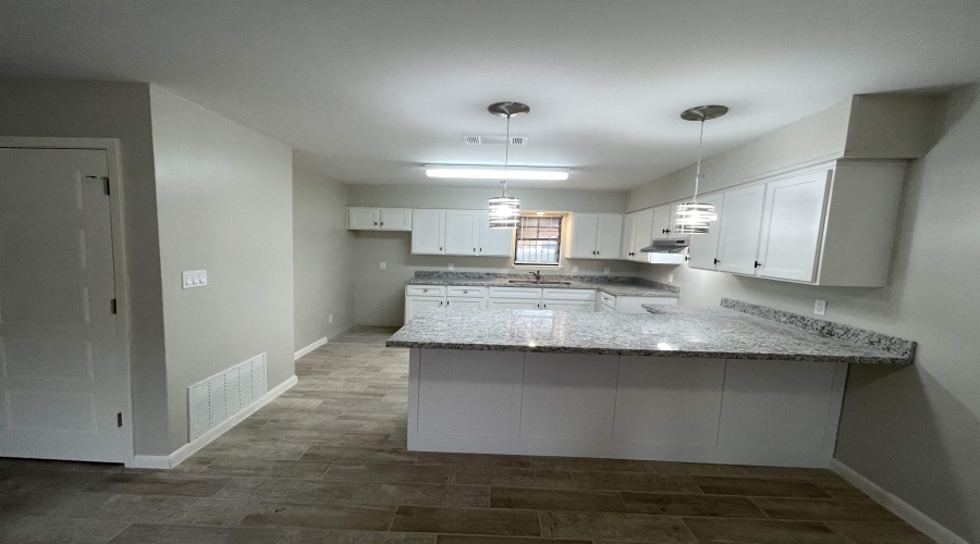 3001 E Price St, LAREDO, Texas 78043, 2 Bedrooms Bedrooms, 4 Rooms Rooms,1 BathroomBathrooms,Residential,For Rent,3001 E Price St,20262759