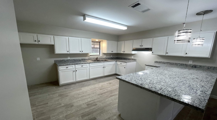 3001 E Price St, LAREDO, Texas 78043, 2 Bedrooms Bedrooms, 4 Rooms Rooms,1 BathroomBathrooms,Residential,For Rent,3001 E Price St,20262759