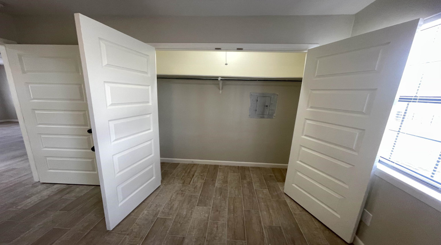 3005 E Price St, LAREDO, Texas 78043, 2 Bedrooms Bedrooms, 5 Rooms Rooms,1 BathroomBathrooms,Residential,For Rent,3005 E Price St,20262760