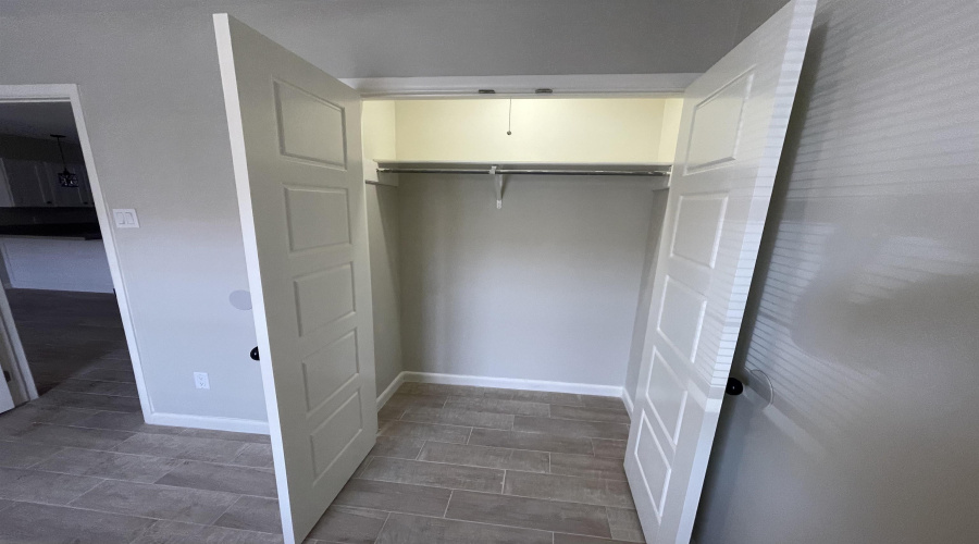 3005 E Price St, LAREDO, Texas 78043, 2 Bedrooms Bedrooms, 5 Rooms Rooms,1 BathroomBathrooms,Residential,For Rent,3005 E Price St,20262760