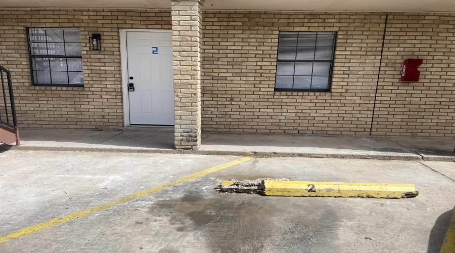 3005 E Price St, LAREDO, Texas 78043, 2 Bedrooms Bedrooms, 5 Rooms Rooms,1 BathroomBathrooms,Residential,For Rent,3005 E Price St,20262760