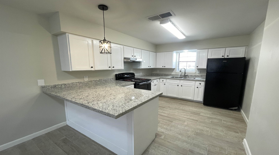 3005 E Price St, LAREDO, Texas 78043, 2 Bedrooms Bedrooms, 5 Rooms Rooms,1 BathroomBathrooms,Residential,For Rent,3005 E Price St,20262760