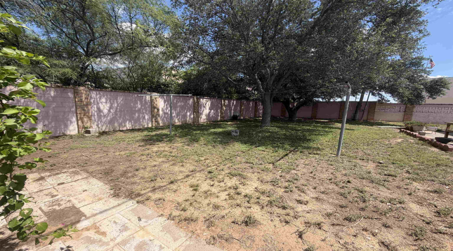 138 Ceniso Lp, Laredo, Texas 78046, 4 Bedrooms Bedrooms, 7 Rooms Rooms,3 BathroomsBathrooms,Residential,For Sale,138 Ceniso Lp,20262764