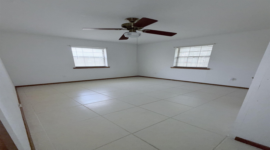 138 Ceniso Lp, Laredo, Texas 78046, 4 Bedrooms Bedrooms, 7 Rooms Rooms,3 BathroomsBathrooms,Residential,For Sale,138 Ceniso Lp,20262764