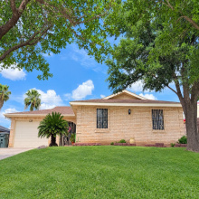 138 Ceniso Lp, Laredo, Texas 78046, 4 Bedrooms Bedrooms, 7 Rooms Rooms,3 BathroomsBathrooms,Residential,For Sale,138 Ceniso Lp,20262764