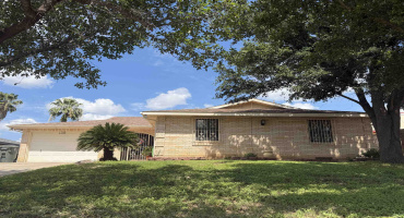 138 Ceniso Lp, Laredo, Texas 78046, 4 Bedrooms Bedrooms, 7 Rooms Rooms,3 BathroomsBathrooms,Residential,For Sale,138 Ceniso Lp,20262764
