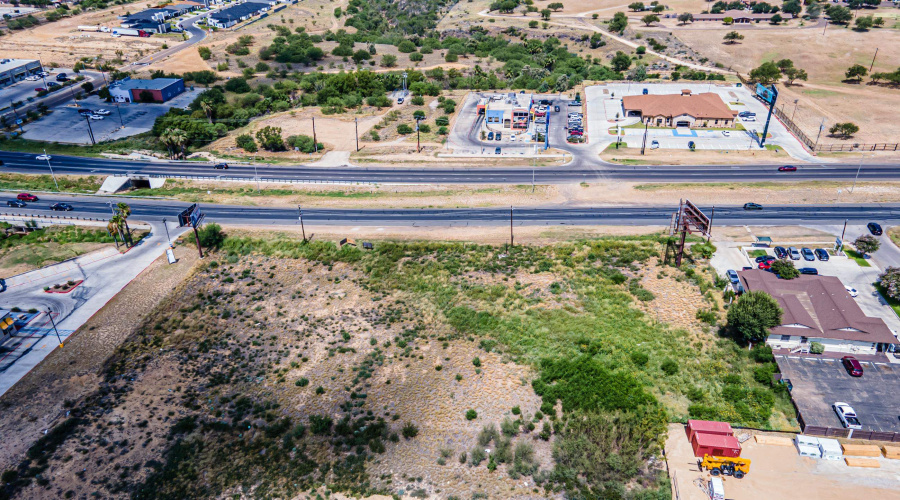 3511 US Highway 83, LAREDO, Texas 78046, ,Land,For Sale,3511 US Highway 83,20262767