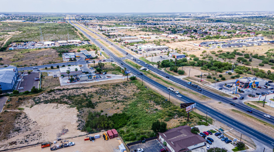 3511 US Highway 83, LAREDO, Texas 78046, ,Land,For Sale,3511 US Highway 83,20262767