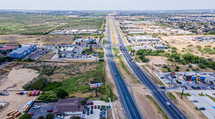 3511 US Highway 83, LAREDO, Texas 78046, ,Land,For Sale,3511 US Highway 83,20262767