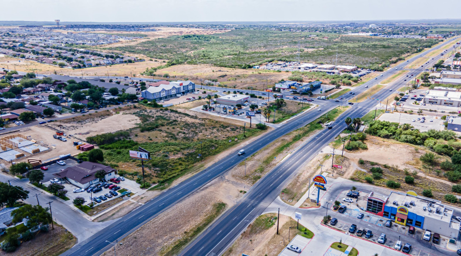 3511 US Highway 83, LAREDO, Texas 78046, ,Land,For Sale,3511 US Highway 83,20262767