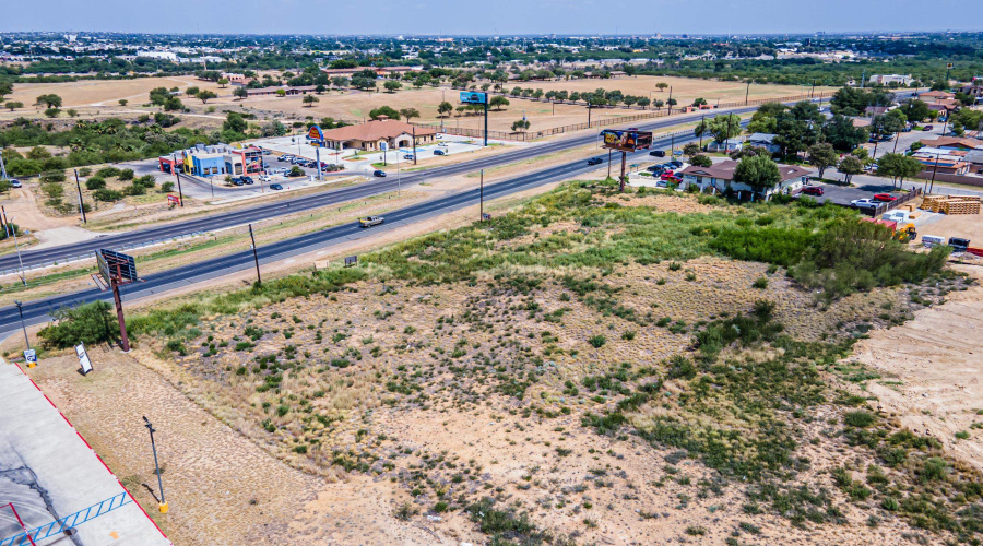 3511 US Highway 83, LAREDO, Texas 78046, ,Land,For Sale,3511 US Highway 83,20262767