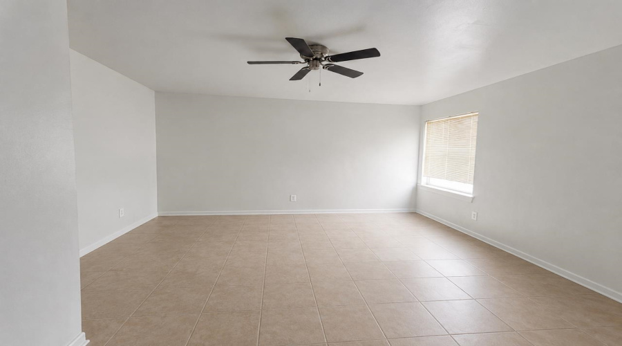 4704 Mims Ave, LAREDO, Texas 78041, 3 Bedrooms Bedrooms, 6 Rooms Rooms,2 BathroomsBathrooms,Residential,For Sale,4704 Mims Ave,20262765