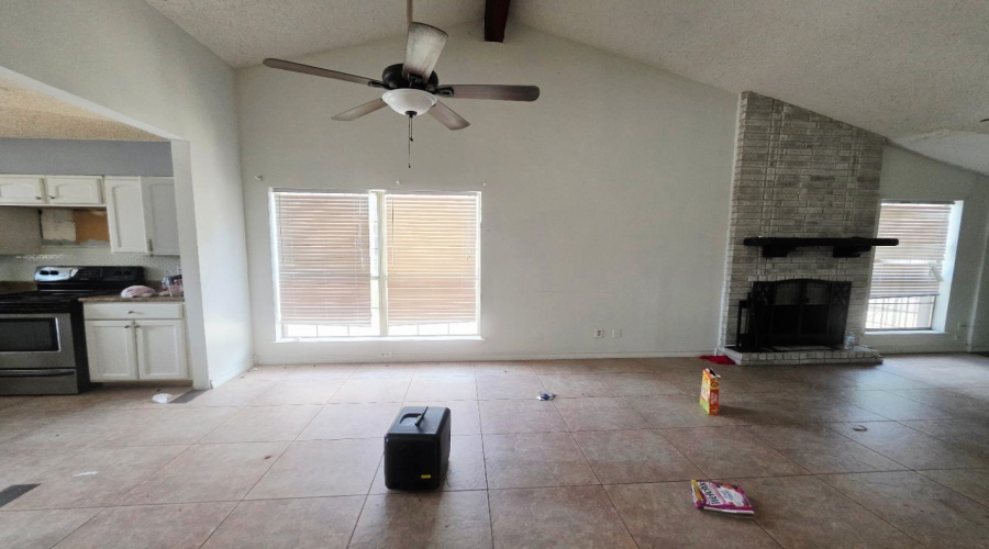 4704 Mims Ave, LAREDO, Texas 78041, 3 Bedrooms Bedrooms, 6 Rooms Rooms,2 BathroomsBathrooms,Residential,For Sale,4704 Mims Ave,20262765
