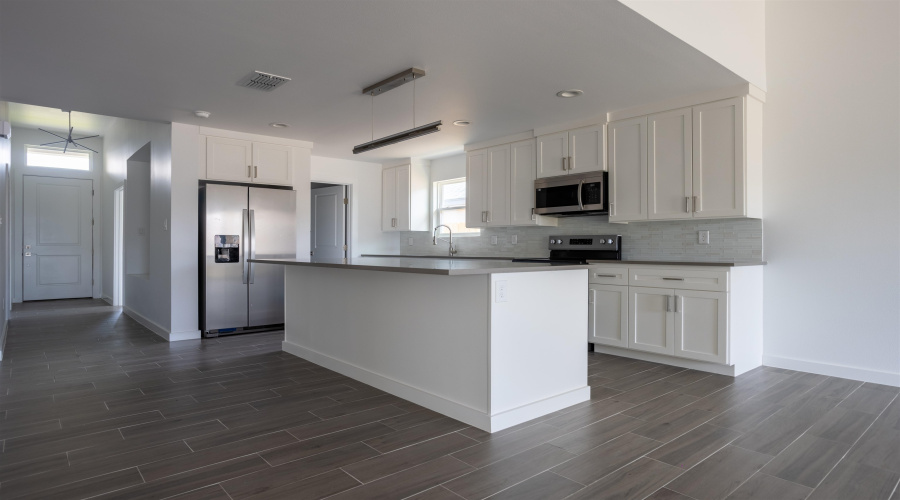 9910 Caddo Loop, Laredo, Texas 78045, 4 Bedrooms Bedrooms, 5 Rooms Rooms,2 BathroomsBathrooms,Residential,For Rent,9910 Caddo Loop,20262766