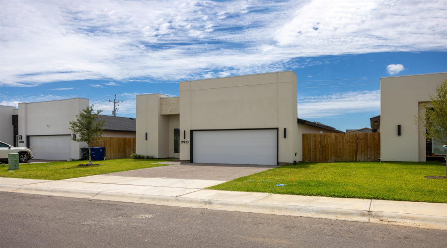 9910 Caddo Loop, Laredo, Texas 78045, 4 Bedrooms Bedrooms, 5 Rooms Rooms,2 BathroomsBathrooms,Residential,For Rent,9910 Caddo Loop,20262766