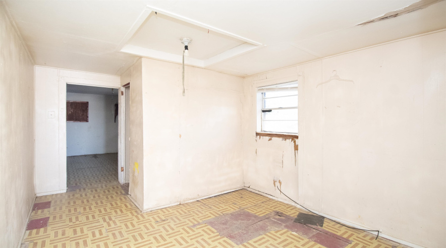 515 E Kearney St, Laredo, Texas 78040, 2 Bedrooms Bedrooms, 6 Rooms Rooms,2 BathroomsBathrooms,Residential,For Sale,515 E Kearney St,20262770