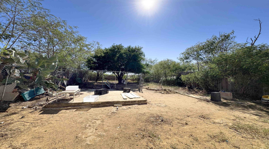 515 E Kearney St, Laredo, Texas 78040, 2 Bedrooms Bedrooms, 6 Rooms Rooms,2 BathroomsBathrooms,Residential,For Sale,515 E Kearney St,20262770