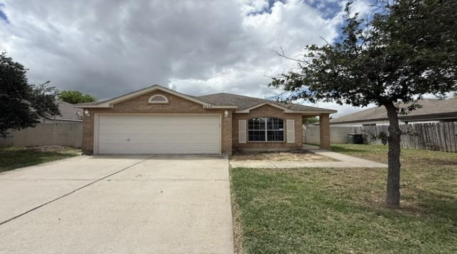 3113 Silhouette Dr, Laredo, Texas 78045, 3 Bedrooms Bedrooms, 6 Rooms Rooms,2 BathroomsBathrooms,Residential,For Rent,3113 Silhouette Dr,20262771