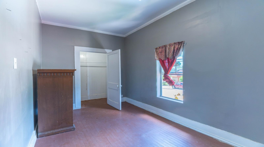 2002 Aldama St, Laredo, Texas 78043-0000, ,Multi-family,For Sale,2002 Aldama St,20262777