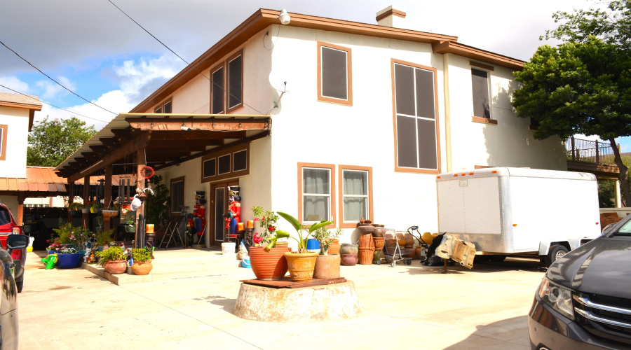 1219 Market St, LAREDO, Texas 78040, 3 Bedrooms Bedrooms, 8 Rooms Rooms,3 BathroomsBathrooms,Residential,For Sale,1219 Market St,20262773
