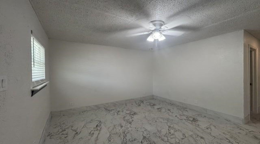 1920 Madison St, LAREDO, Texas 78040, 2 Bedrooms Bedrooms, 4 Rooms Rooms,1 BathroomBathrooms,Residential,For Rent,1920 Madison St,20262776