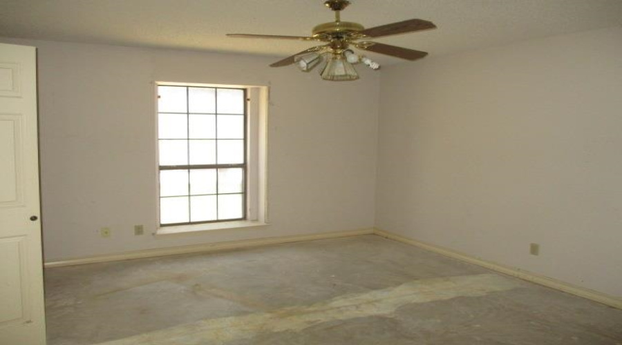 808 Plymouth Lane, Laredo, Texas 78041, 7 Bedrooms Bedrooms, 17 Rooms Rooms,5 BathroomsBathrooms,Residential,For Sale,808 Plymouth Lane,20262779
