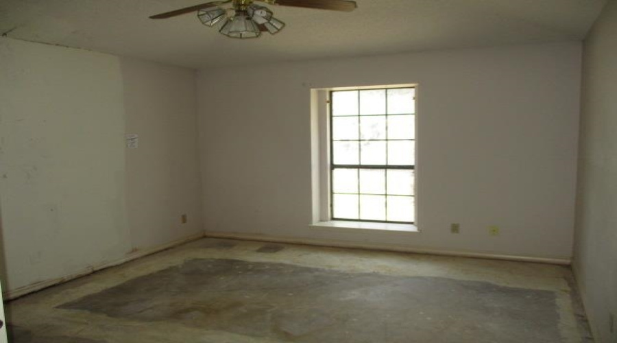 808 Plymouth Lane, Laredo, Texas 78041, 7 Bedrooms Bedrooms, 17 Rooms Rooms,5 BathroomsBathrooms,Residential,For Sale,808 Plymouth Lane,20262779