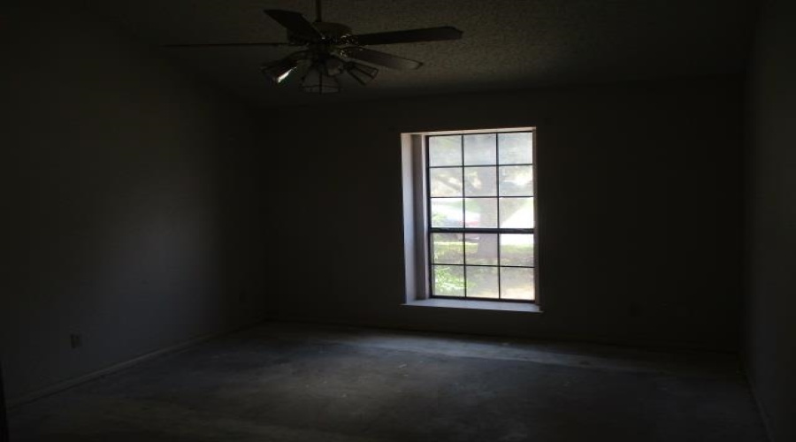 808 Plymouth Lane, Laredo, Texas 78041, 7 Bedrooms Bedrooms, 17 Rooms Rooms,5 BathroomsBathrooms,Residential,For Sale,808 Plymouth Lane,20262779