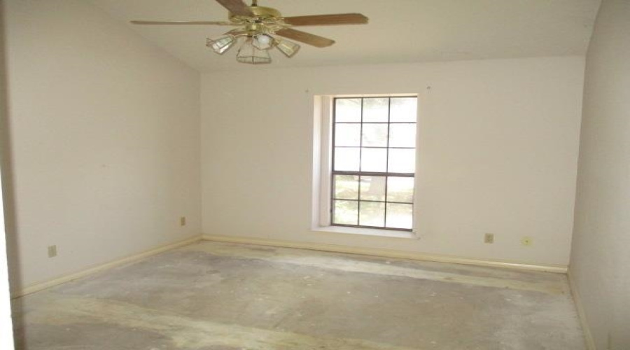 808 Plymouth Lane, Laredo, Texas 78041, 7 Bedrooms Bedrooms, 17 Rooms Rooms,5 BathroomsBathrooms,Residential,For Sale,808 Plymouth Lane,20262779