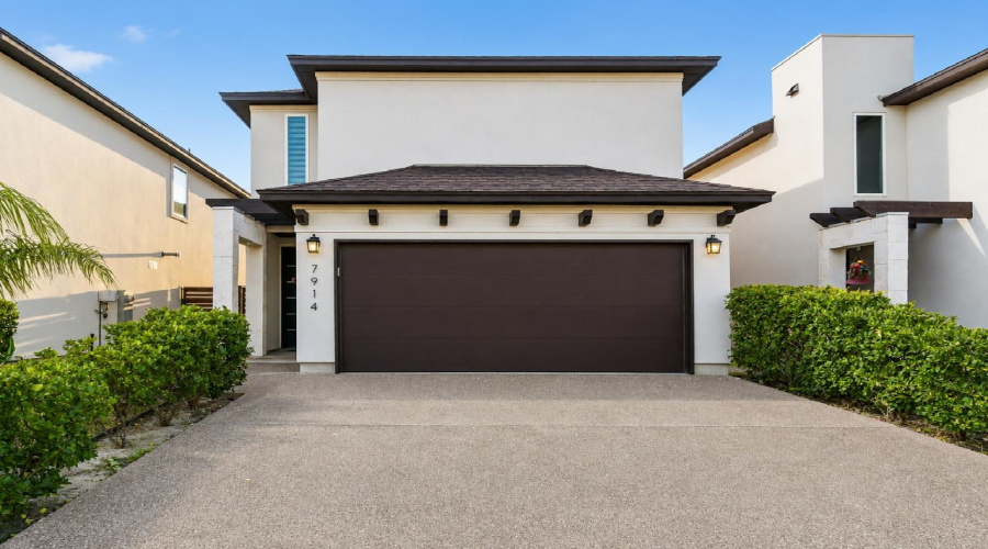 7914 Elka Lp, LAREDO, Texas 78045, 3 Bedrooms Bedrooms, 5 Rooms Rooms,2 BathroomsBathrooms,Residential,For Sale,7914 Elka Lp,20262783