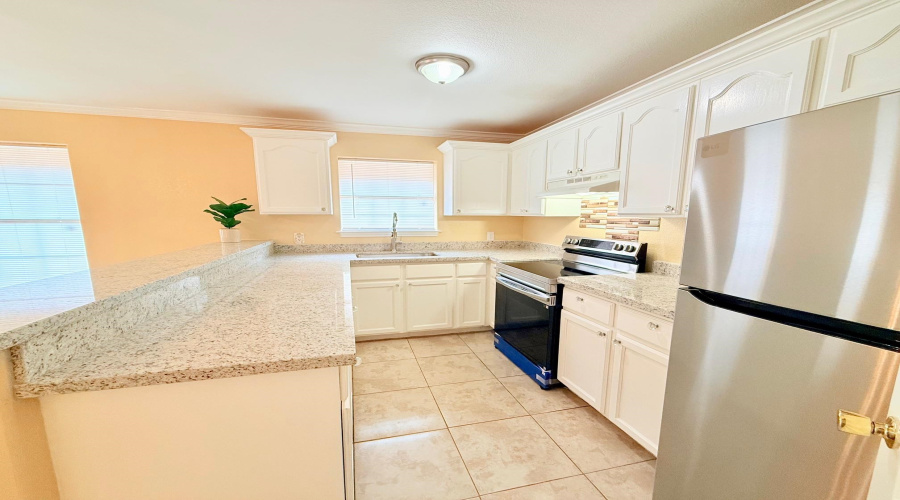 135 Murcia Dr, Laredo, Texas 78046, 3 Bedrooms Bedrooms, 6 Rooms Rooms,2 BathroomsBathrooms,Residential,For Sale,135 Murcia Dr,20262784