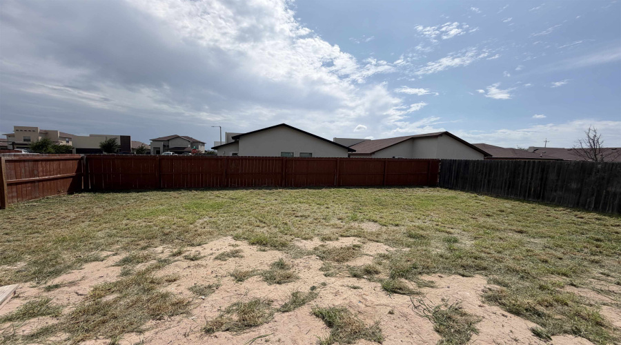 5414 Rincon Dr., Laredo, Texas 78046, 4 Bedrooms Bedrooms, 6 Rooms Rooms,2 BathroomsBathrooms,Residential,For Sale,5414 Rincon Dr.,20262785