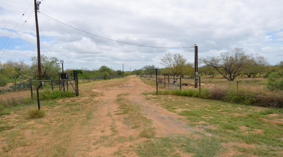 20331 N US Highway 83, Laredo, Texas 78040, ,Land,For Sale,20331 N US Highway 83,20262789