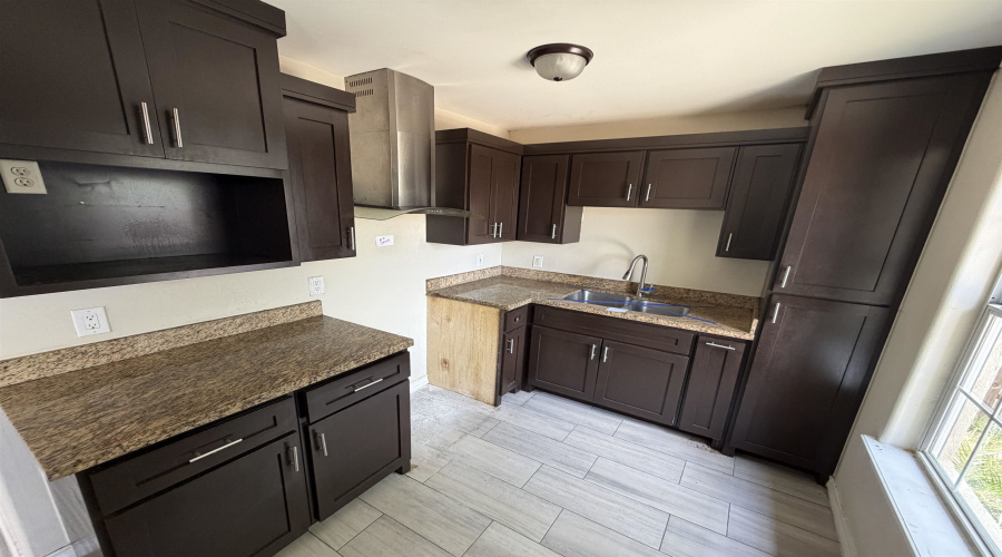 2906 Coventry Dr., Laredo, Texas 78046, 3 Bedrooms Bedrooms, 5 Rooms Rooms,2 BathroomsBathrooms,Residential,For Sale,2906 Coventry Dr.,20262799