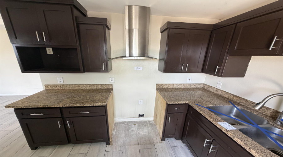 2906 Coventry Dr., Laredo, Texas 78046, 3 Bedrooms Bedrooms, 5 Rooms Rooms,2 BathroomsBathrooms,Residential,For Sale,2906 Coventry Dr.,20262799