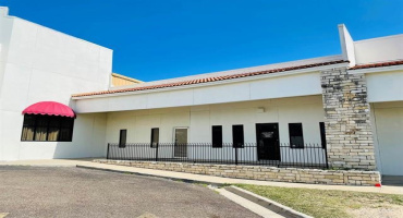 7128 Rosson Ln, Laredo, Texas 78041, 1 Room Rooms,1 BathroomBathrooms,Commercial retail/office,For Rent,7128 Rosson Ln,20262808 7128 Rosson Ln, Laredo, Texas 78041, 1 Room Rooms,1 BathroomBathrooms,Commercial retail/office,For Rent,7128 Rosson Ln,20262808