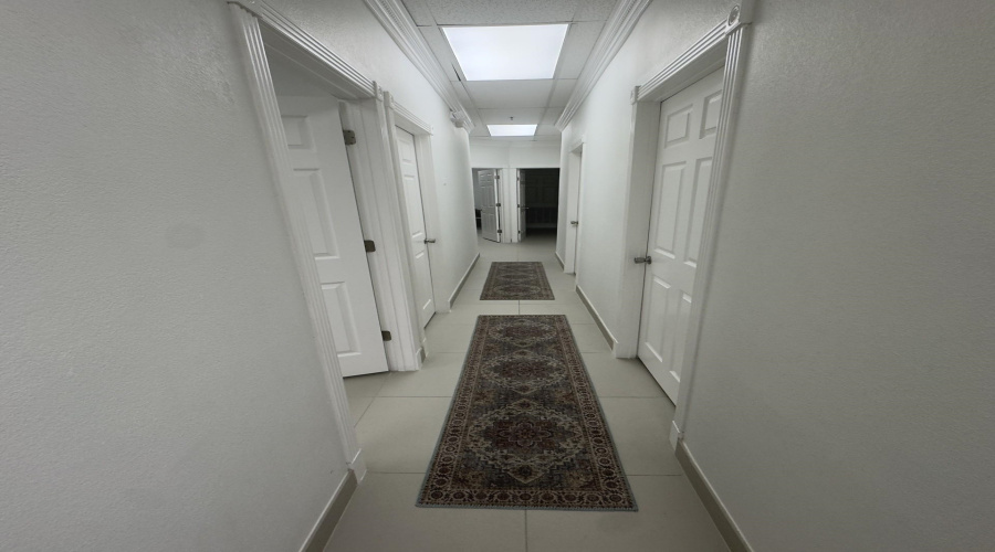 7128 Rosson Ln, Laredo, Texas 78041, 1 Room Rooms,1 BathroomBathrooms,Commercial retail/office,For Rent,7128 Rosson Ln,20262808