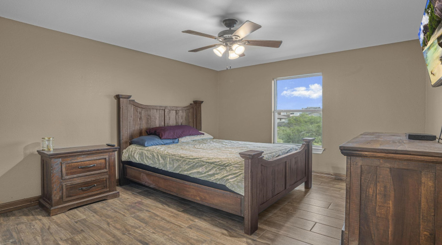 2320 Leo Reyes Ct, Laredo, Texas 78041, 3 Bedrooms Bedrooms, 7 Rooms Rooms,2 BathroomsBathrooms,Residential,For Sale,2320 Leo Reyes Ct,20262803