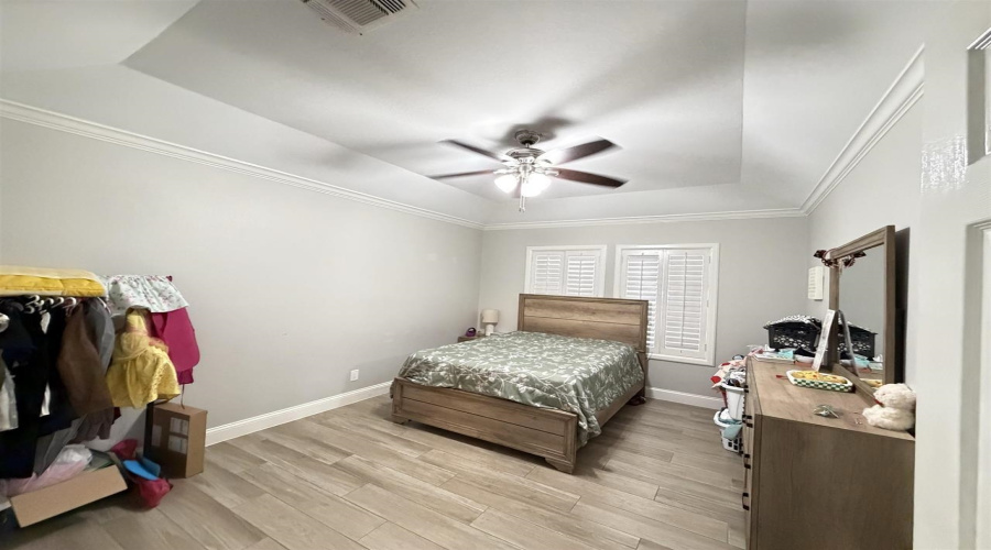 1422 Palmer Dr, Laredo, Texas 78045, 3 Bedrooms Bedrooms, 6 Rooms Rooms,2 BathroomsBathrooms,Residential,For Sale,1422 Palmer Dr,20262804