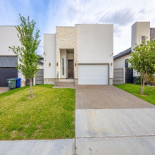 511 Prado Dr, Laredo, Texas 78045, 4 Bedrooms Bedrooms, 7 Rooms Rooms,2 BathroomsBathrooms,Residential,For Sale,511 Prado Dr,20262805