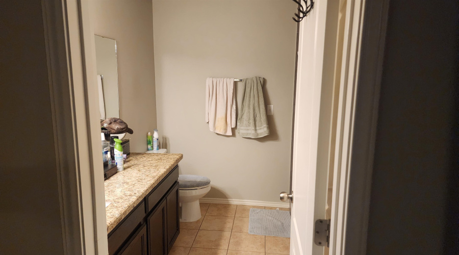 3821 Gregorio Lerma Dr, Laredo, Texas 78046, 4 Bedrooms Bedrooms, 6 Rooms Rooms,2 BathroomsBathrooms,Residential,For Sale,3821 Gregorio Lerma Dr,20262807
